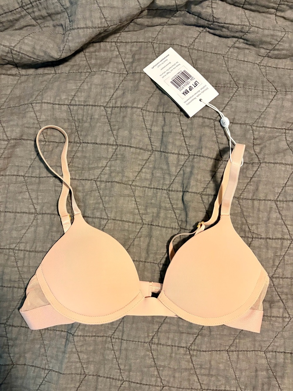 NWT Pepper 32AA Lift Up Bra